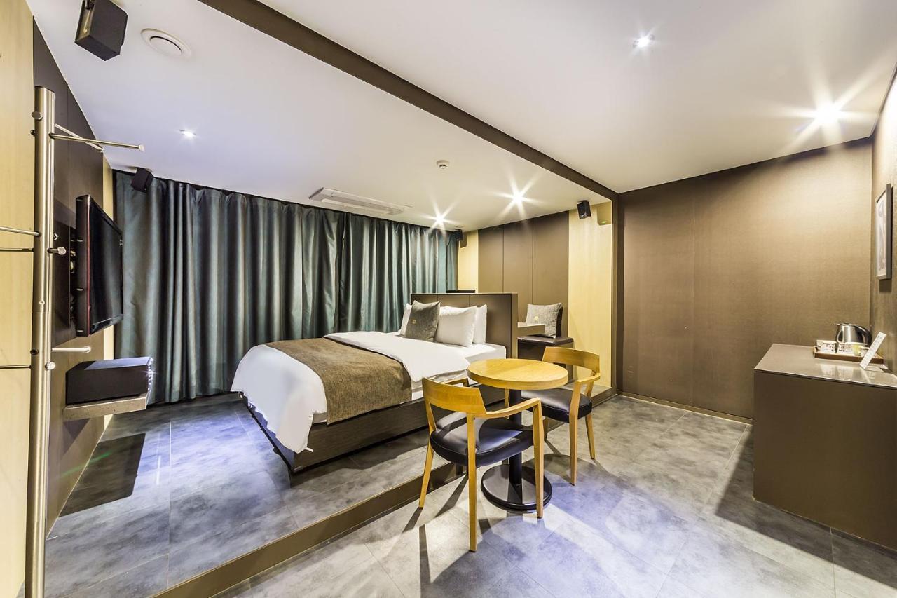 Jbis Hotel Uijeongbu Экстерьер фото