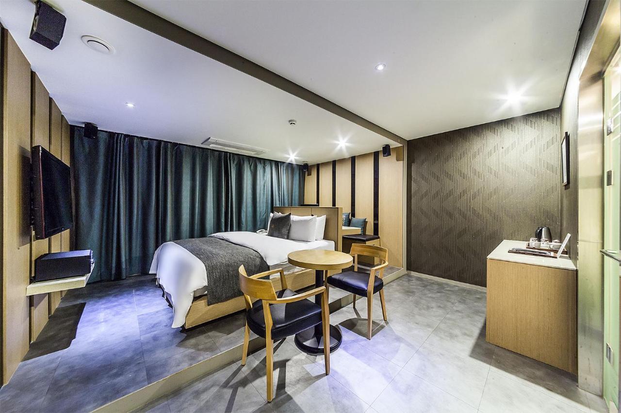 Jbis Hotel Uijeongbu Экстерьер фото
