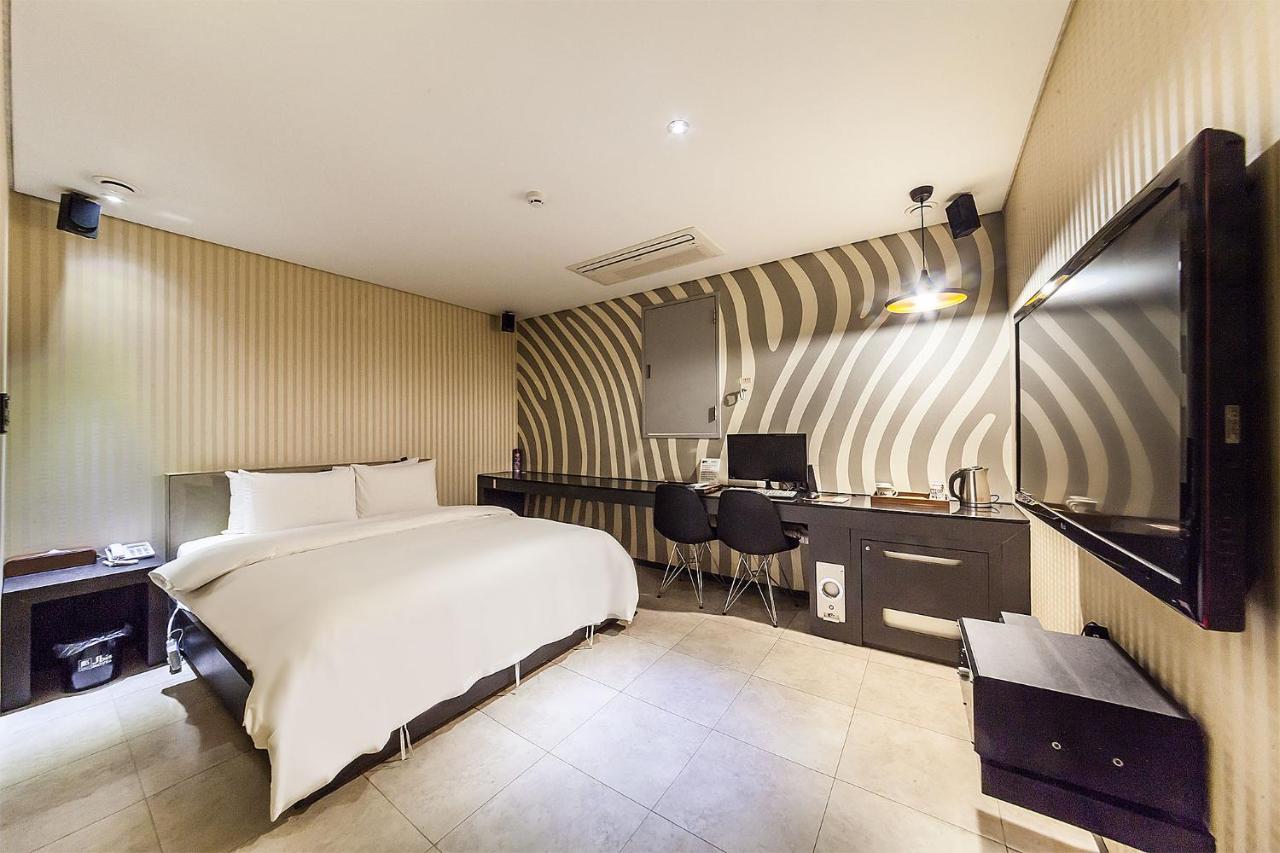 Jbis Hotel Uijeongbu Экстерьер фото