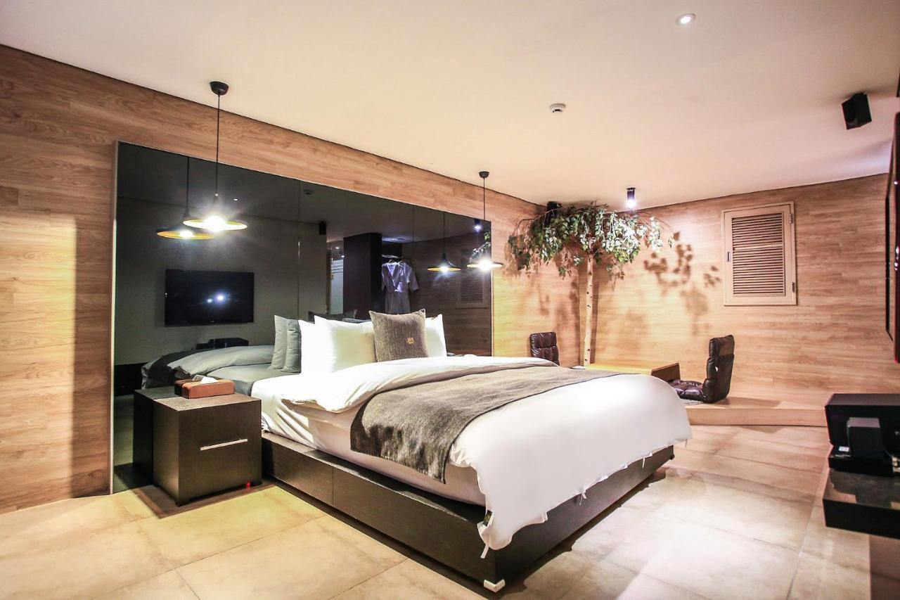 Jbis Hotel Uijeongbu Экстерьер фото